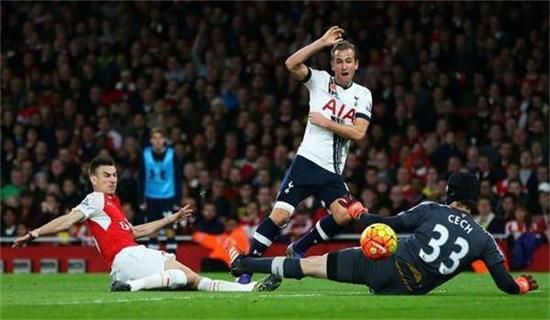 持为他留出 持为他留出