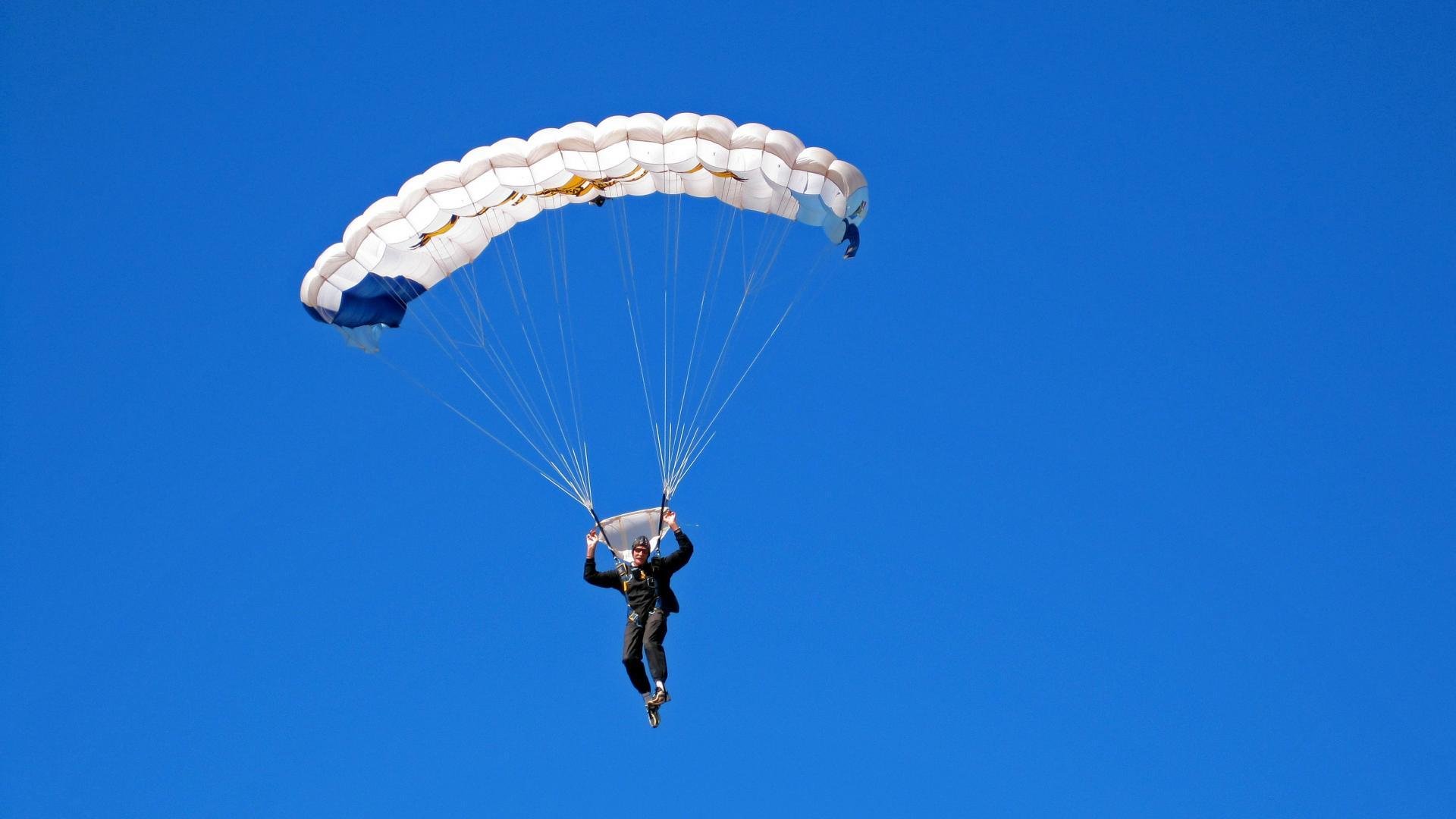 青少年足球比赛直播平台覆盖全国,扩大青少年足球的社会影响力